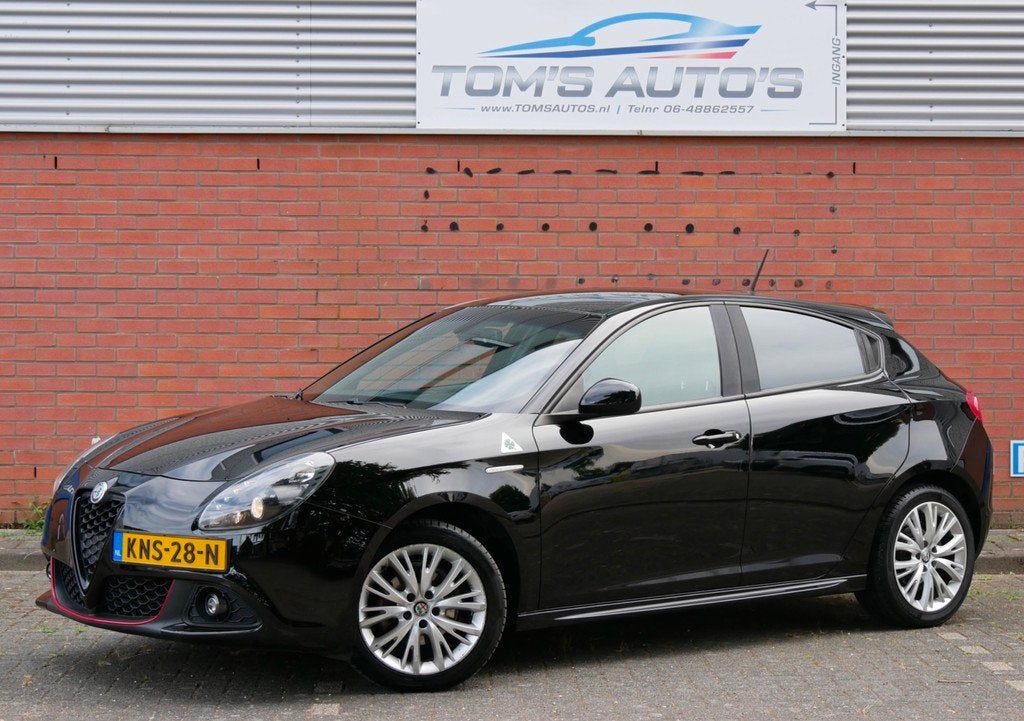 Alfa Romeo Giulietta 1.4 Turbo MultiAir Super pack veloce. n, Auto's, Alfa Romeo, Bedrijf, Te koop, Giulietta, ABS, Airbags, Airconditioning