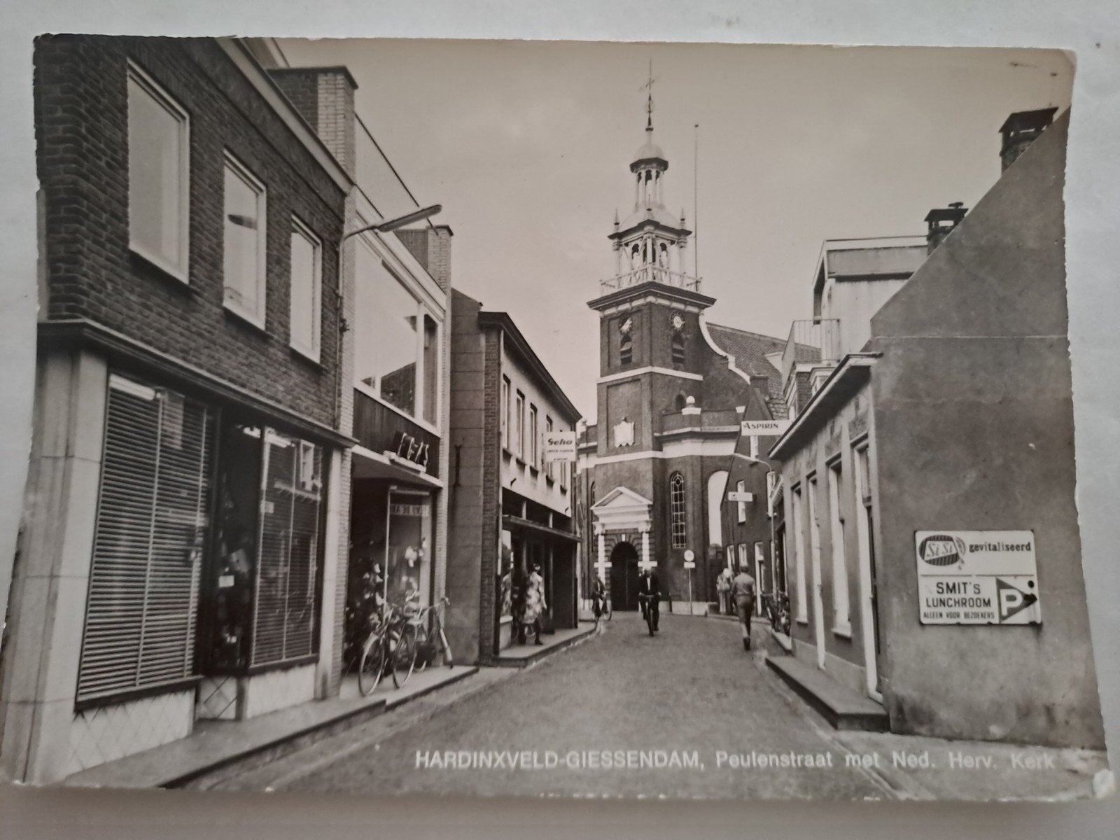 hardinxveld  Giessendam,  Peulenstraat, Ophalen of Verzenden