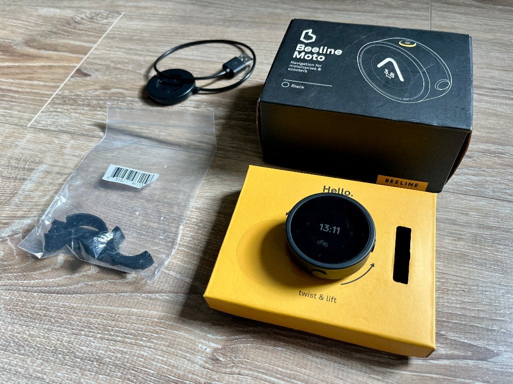 Beeline Moto navigatiesysteem voor motor en scooter, Ophalen of Verzenden, Gebruikt