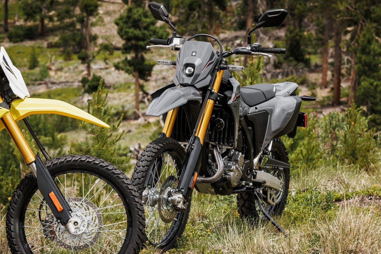 Suzuki DR-Z4S (bj 2026), Motoren, Lange Dreef 12
4131NH  Vianen, NL, Suzuki, Klantenservice@suzuki.nl, 398 cc