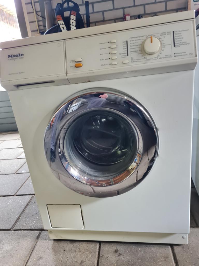 Miele wasmachine, Witgoed en Apparatuur, Wasmachines, Gebruikt, Ophalen of Verzenden, Voorlader, 85 tot 90 cm