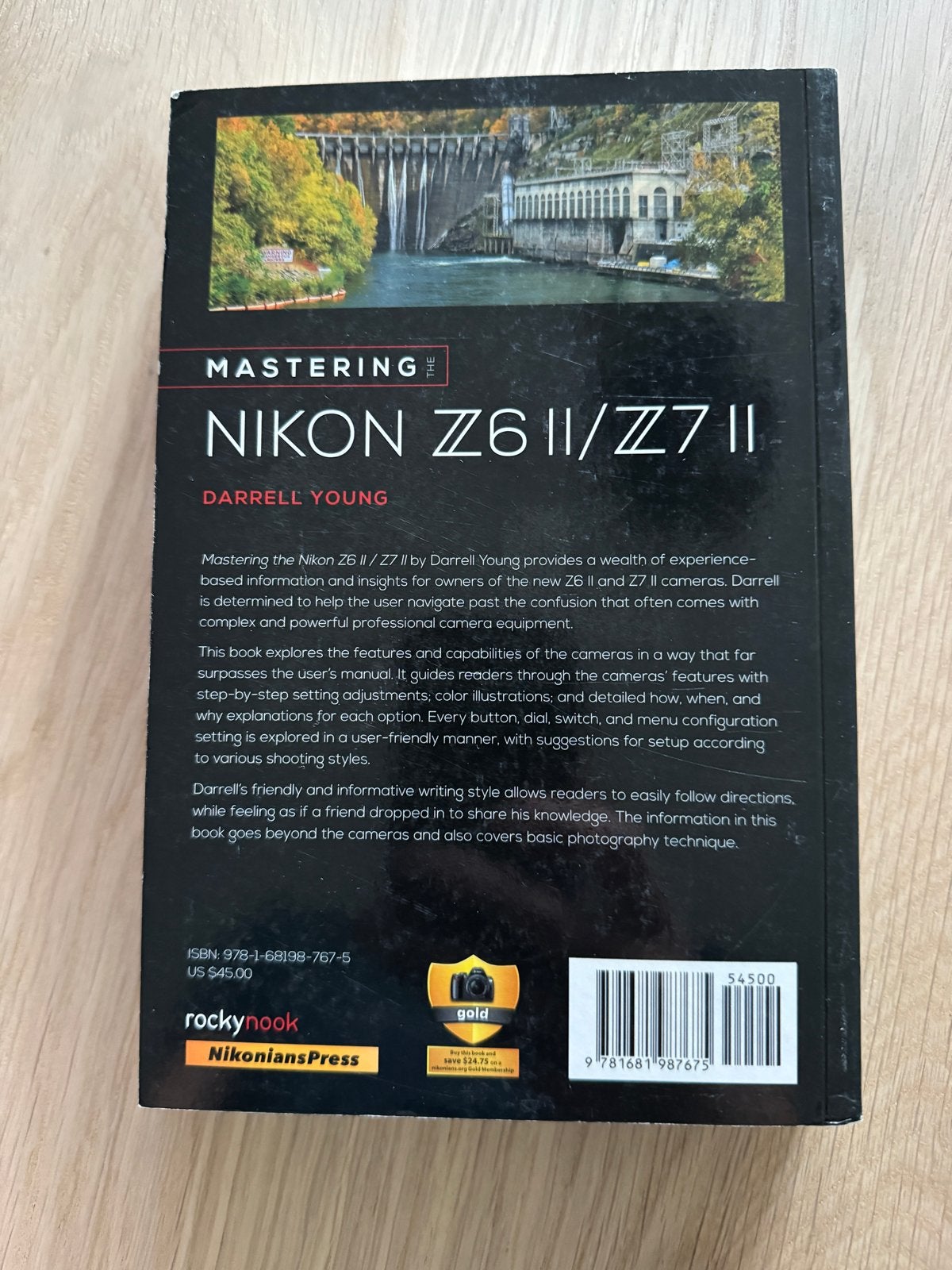 Boek: Mastering the Nikon Z6 II / Z7 II - Darrell Young, Ophalen of Verzenden, Camera's