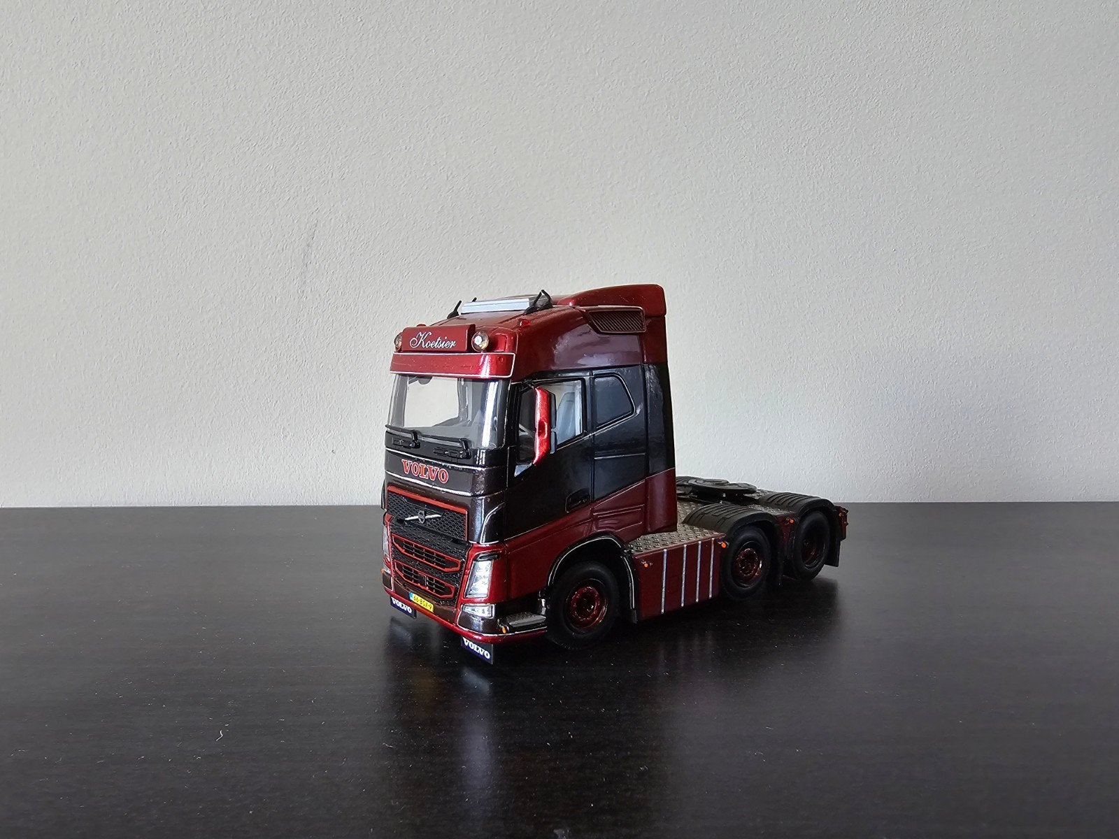 WSI Models Volvo FH4 Globetrotter XL 6x2 Trekker 1:50, Ophalen of Verzenden, Nieuw, Bus of Vrachtwagen, Wsi