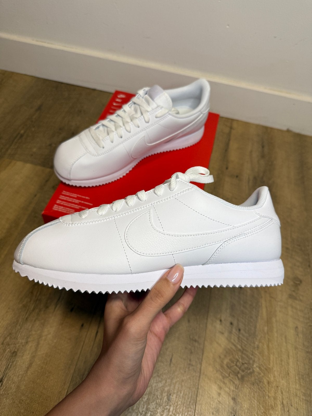 Nieuwe Nike Cortez Sneakers - Wit (Maat 42), Wit, Nieuw, Ophalen of Verzenden, Sneakers of Gympen