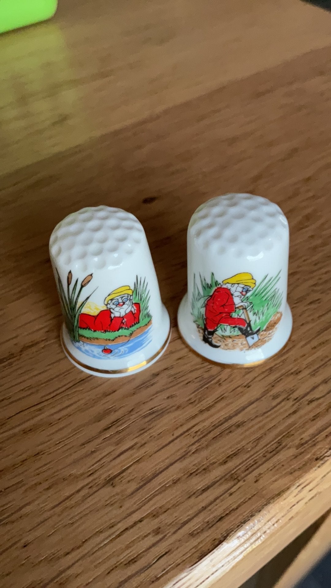 Kabouters vingerhoedje vingerhoedjes vingerhoed vingerhoed, Ophalen of Verzenden, Nieuw, Porselein, Nederland