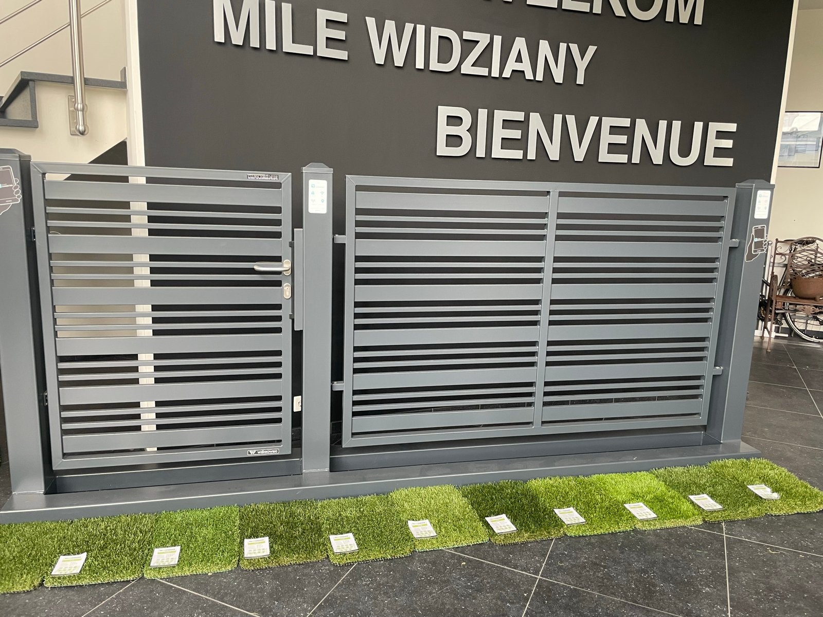Nieuw Hekwerk inclusief Poort, Tuin en Terras, Tuinhekken en Hekwerk, Ophalen, Met poort, Nieuw, Sierhekwerk