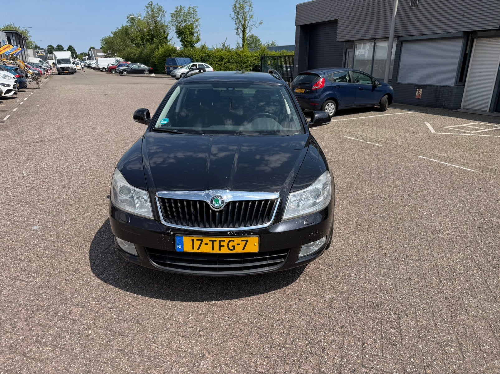 Skoda Octavia 1.2 TSI Combi 2012 Zwart nw apk cruise clima, Auto's, Skoda, Voorwielaandrijving, 4 cilinders, Zwart, Origineel Nederlands