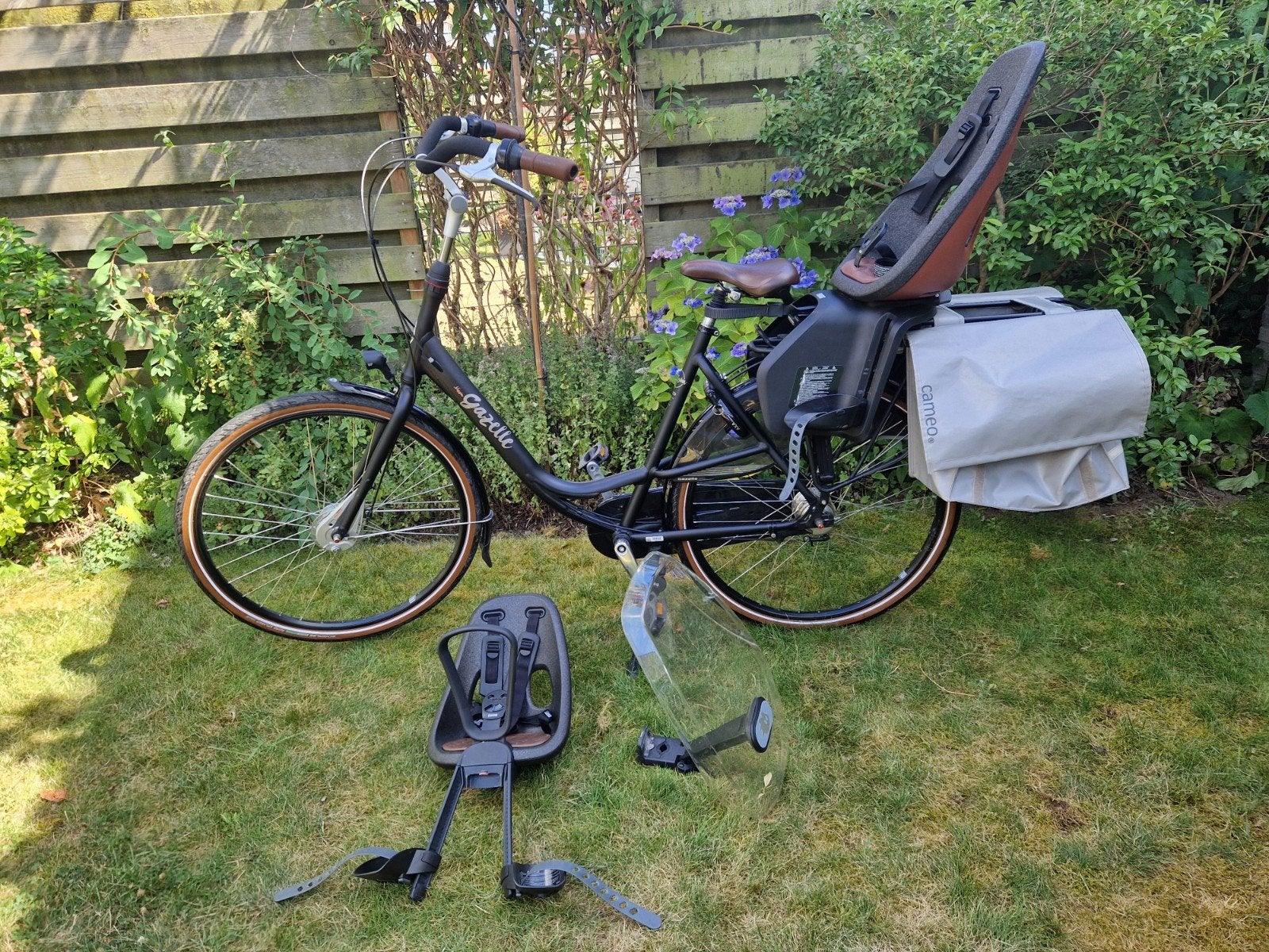 Gazelle Bloom moederfiets met thule voorzitje en achterzitje, Ophalen, 2 zitjes, Gebruikt, Velgrem