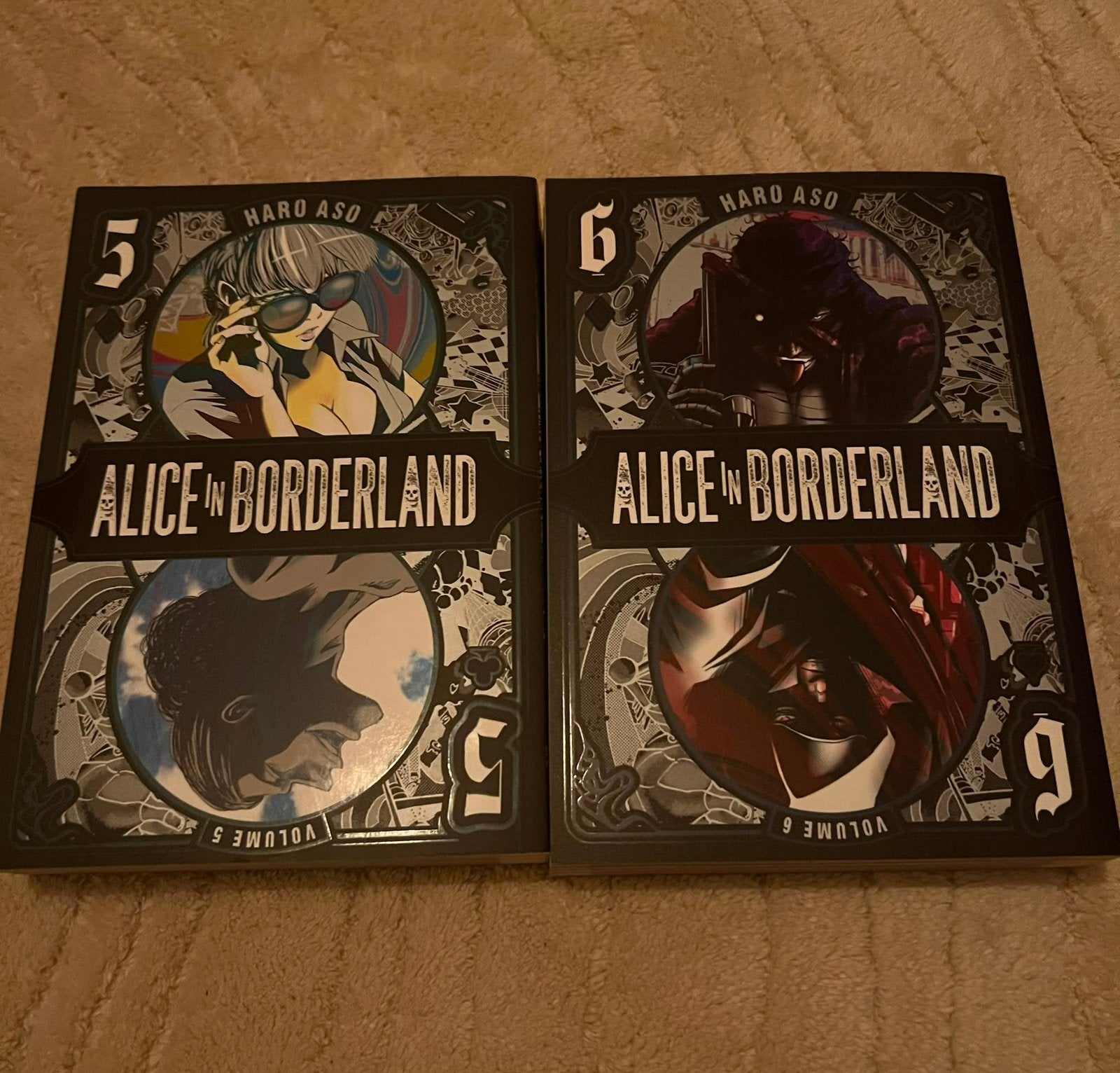 Zgan Alice in borderland manga (2x), Meerdere comics, Ophalen, Zo goed als nieuw, Japan (Manga)