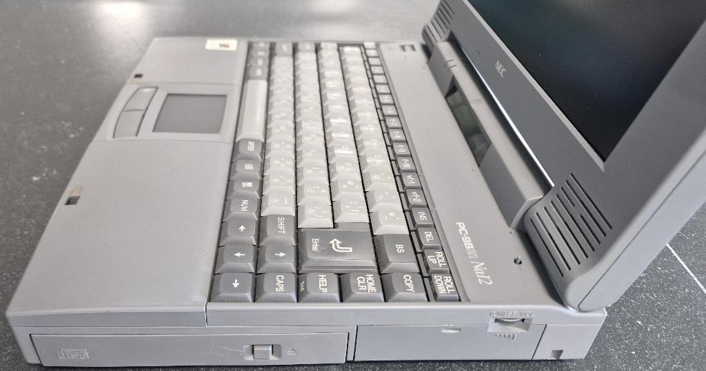 NEC 98 Note LaVie PC-9821 Na12 (Japanse versie), -, -, -, NEC