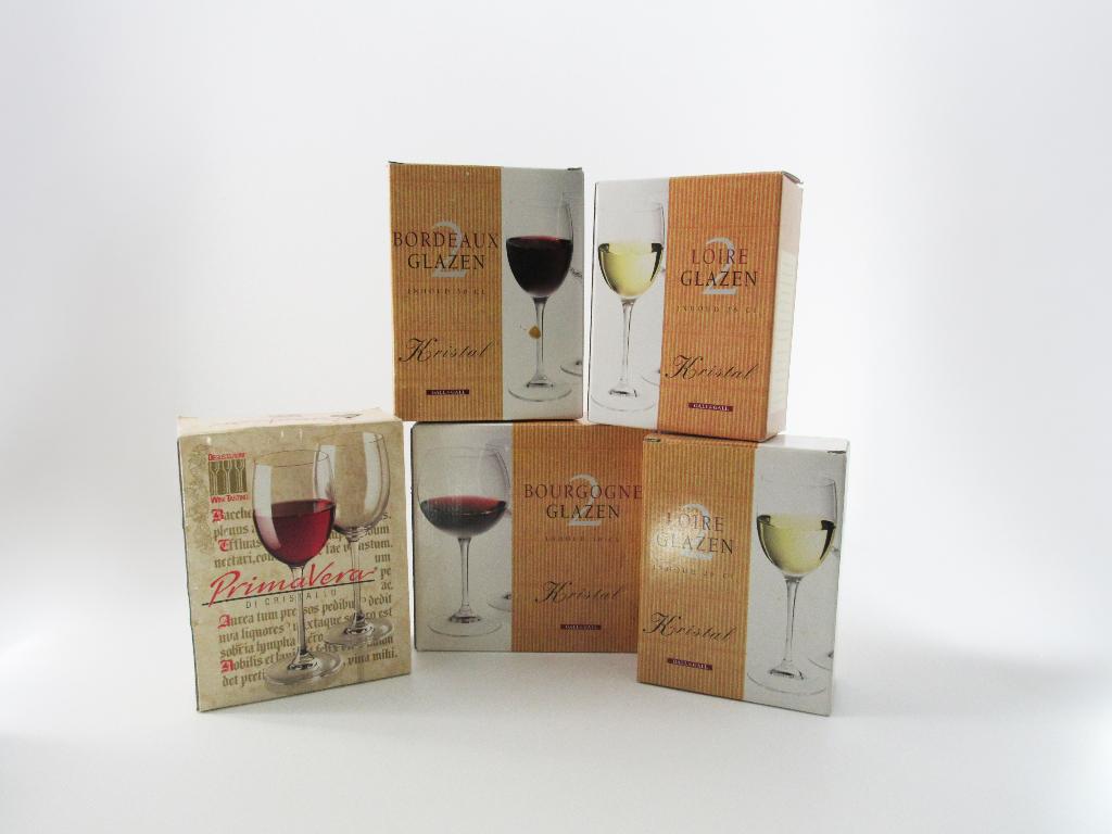 Diverse wijnglazen in verpakking, Glas of Glazen, Nieuw, Ophalen of Verzenden, Glas
