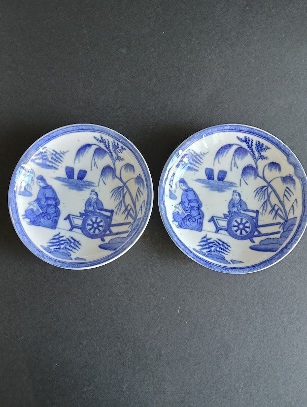Paar oude chinese porseleinen schoteltjes, Verzenden