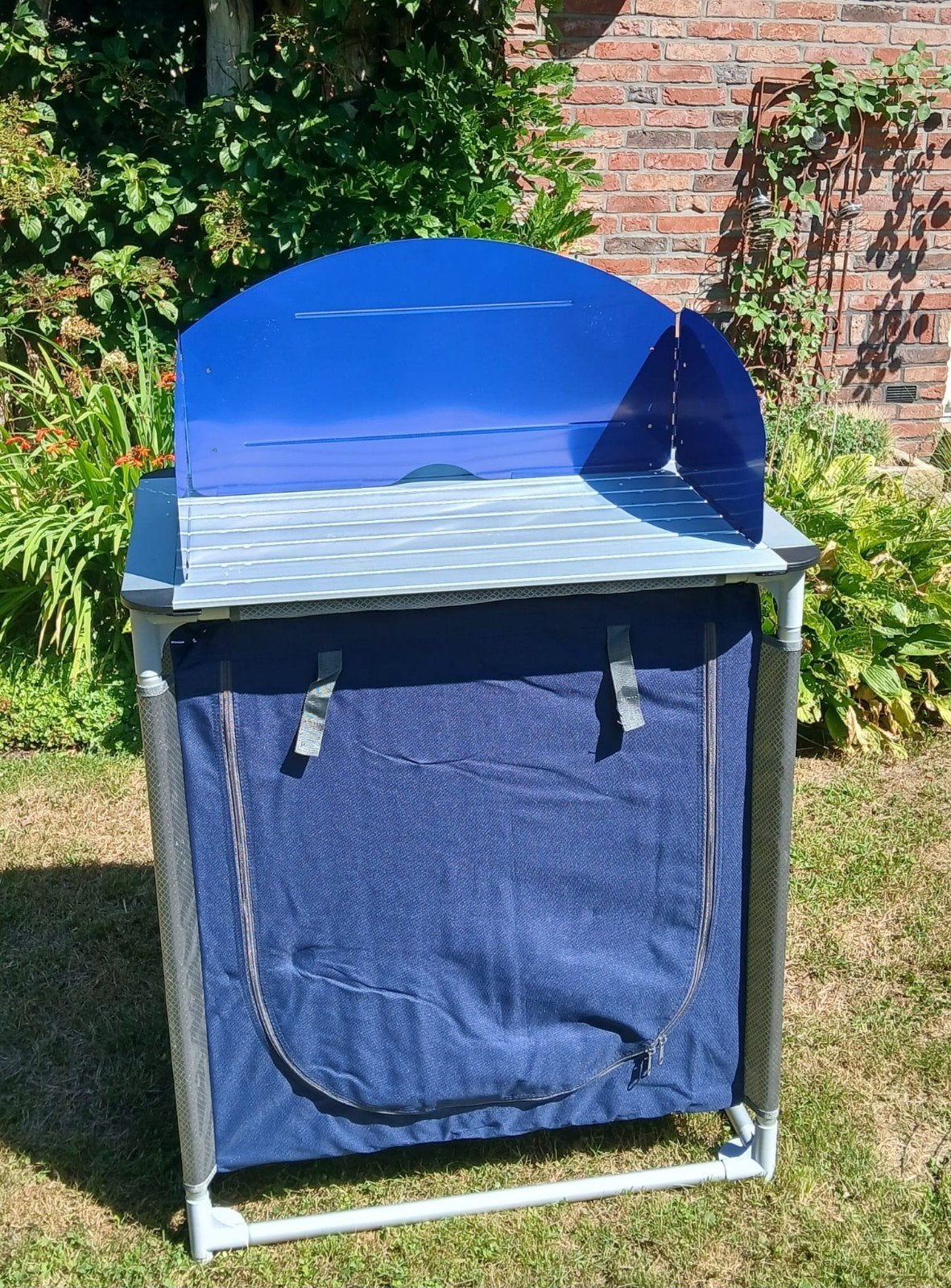 Camping kooktafel/kast, Ophalen, Zo goed als nieuw, Campingkast