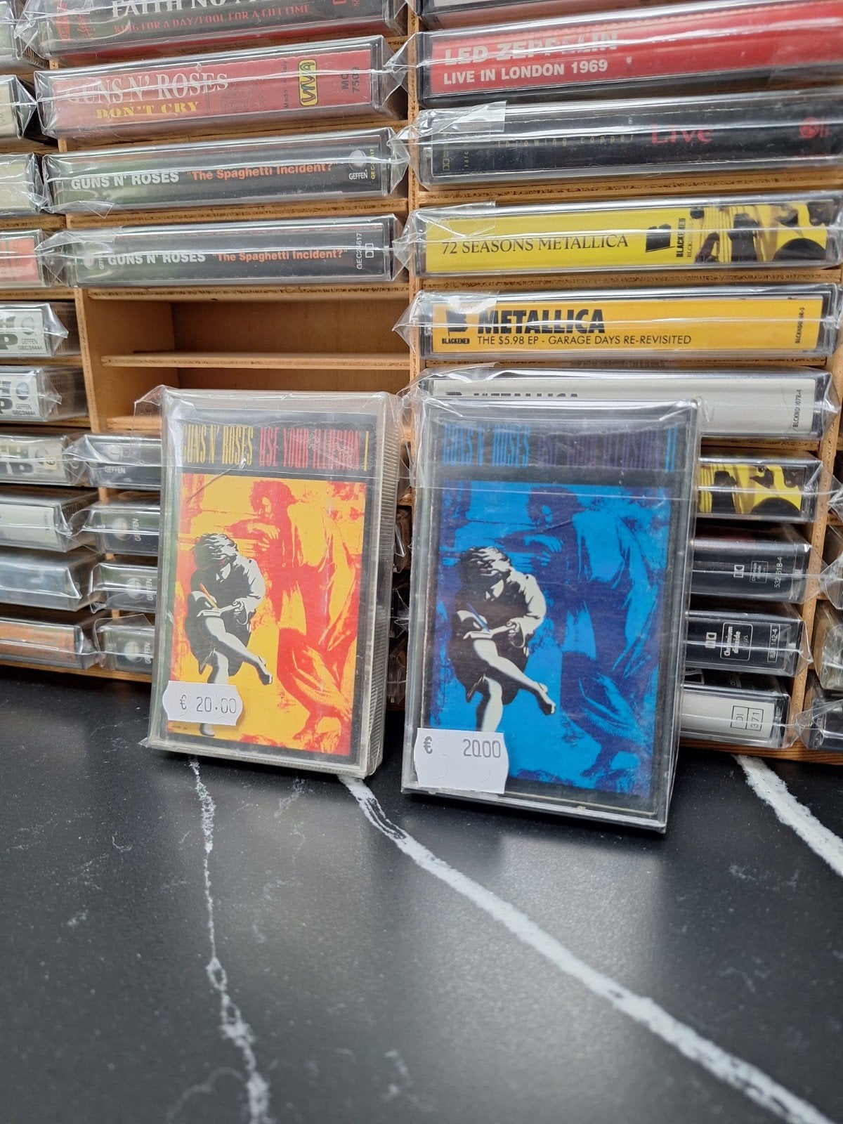 Guns N' Roses - Use Your Illusion I & II Cassettes, Cd's en Dvd's, Cassettebandjes, Zo goed als nieuw, Origineel, Rock en Metal