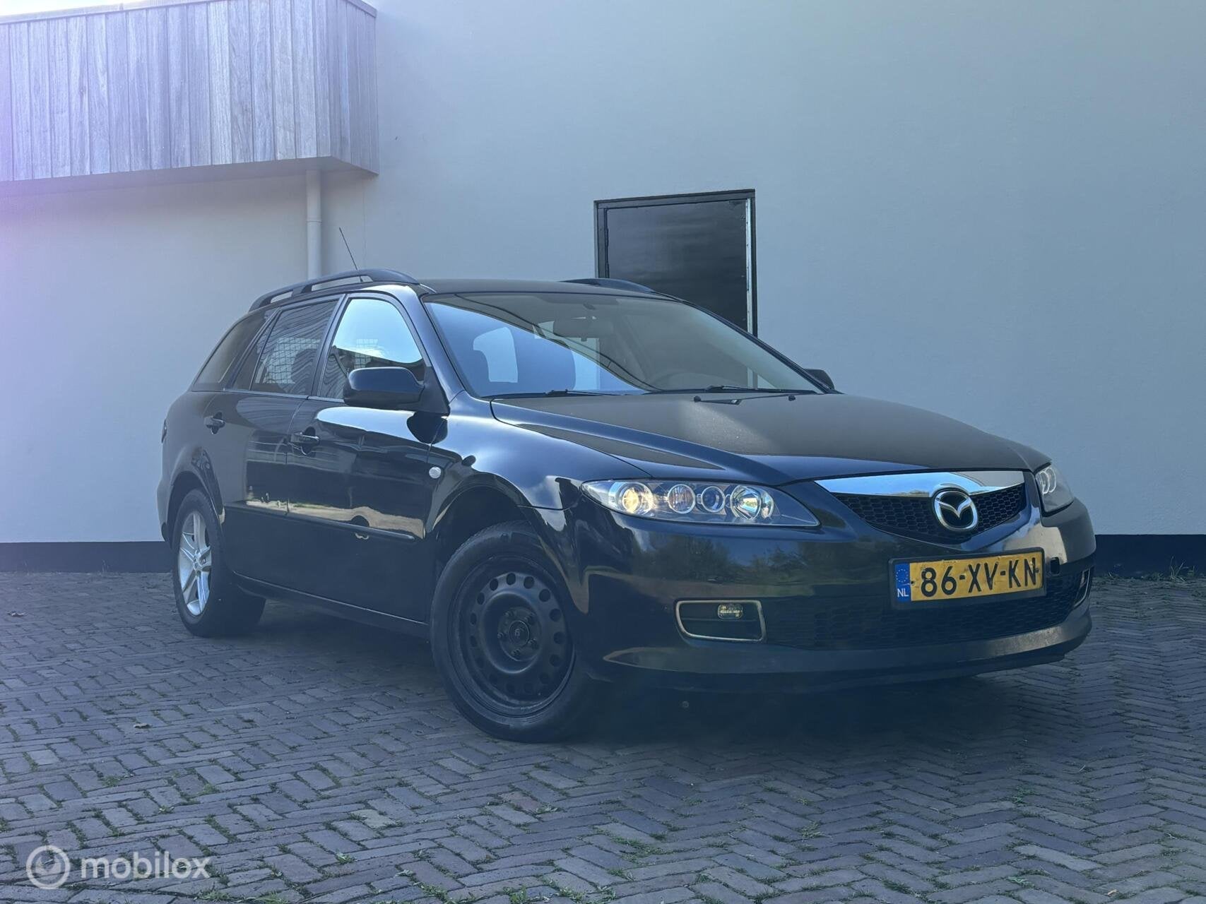 Mazda 6 Sportbreak 1.8i Touring Luxury Edition | EXPORT |, Auto's, Stof, Gebruikt, 4 cilinders, Xenon verlichting