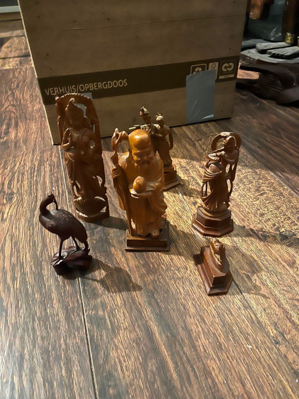 Set van 6 handgesneden houten beelden, Aziatische stijl, Groep mensen, Ophalen of Verzenden, Handgemaakt, 20 - 50 cm