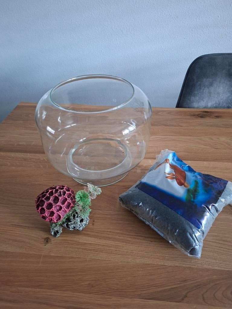 Viskom met toebehoren, Ophalen