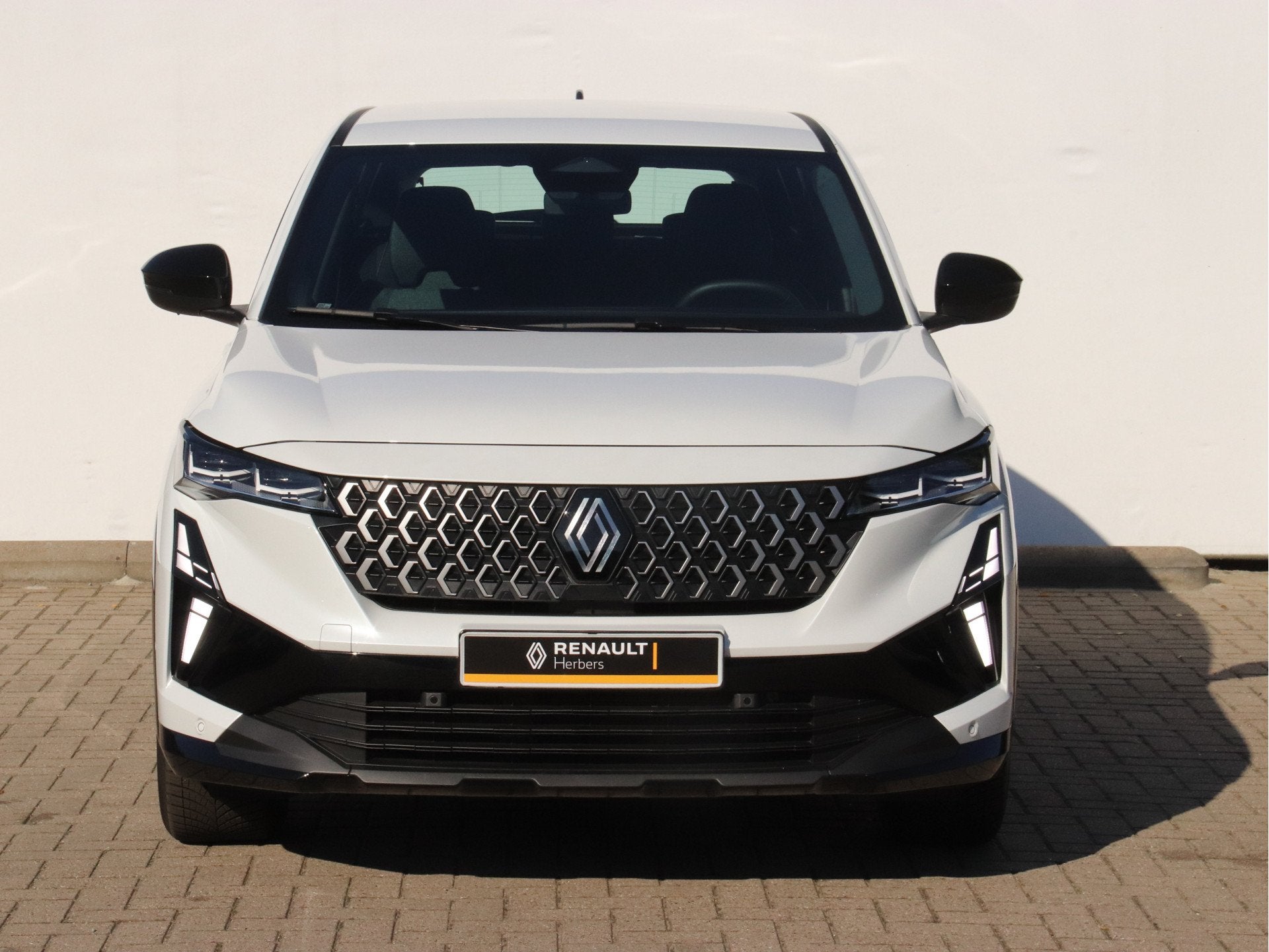Renault Austral 1.2 E-Tech full hybrid 200 evolution NIEUW M, Dealer onderhouden, Stof, Gebruikt, 1199 cc