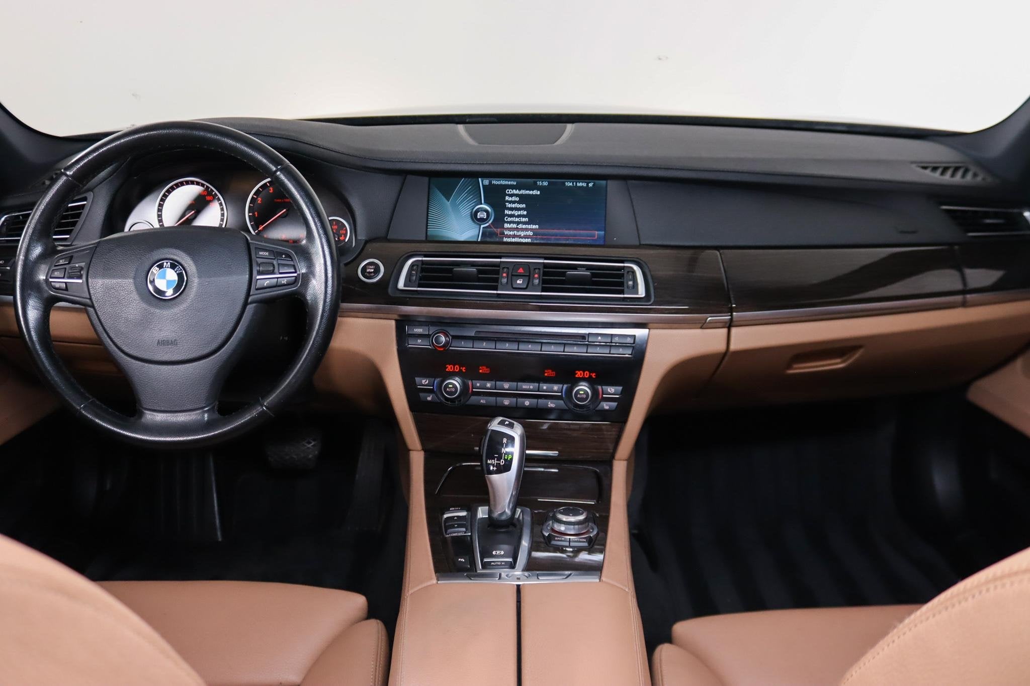 BMW 7-serie 750i High Executive Softclose, Leder, Memory, Sc, Automaat, Achterwielaandrijving, Gebruikt, 8 cilinders