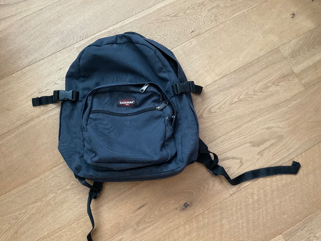 Rugzak Eastpak, zwart, Sieraden, Tassen en Uiterlijk, Gebruikt, 25 tot 40 cm, Ophalen of Verzenden, 30 tot 45 cm