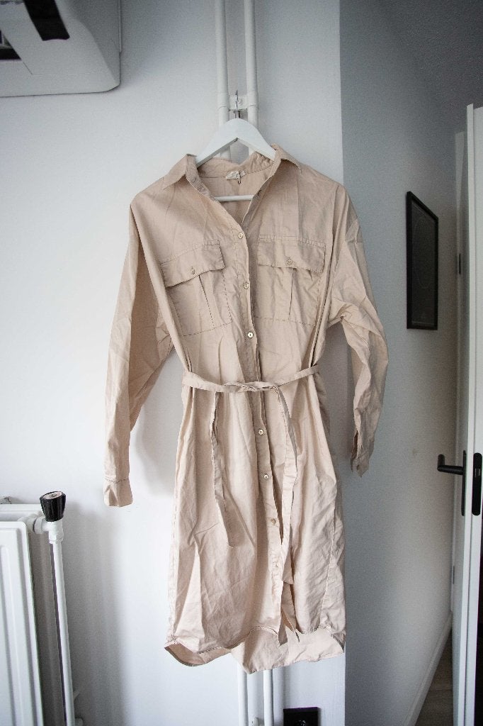 Beige jurk Club L'Avenir maat S, valt ruim als M-L, Maat 38/40 (M), Beige, Ophalen of Verzenden, Zo goed als nieuw