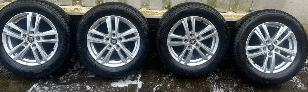 Set winterwielen 215/60 R16	99H SEAT Ateca / CUPRA Ateca, Ophalen, 16 inch, Banden en Velgen, Winterbanden