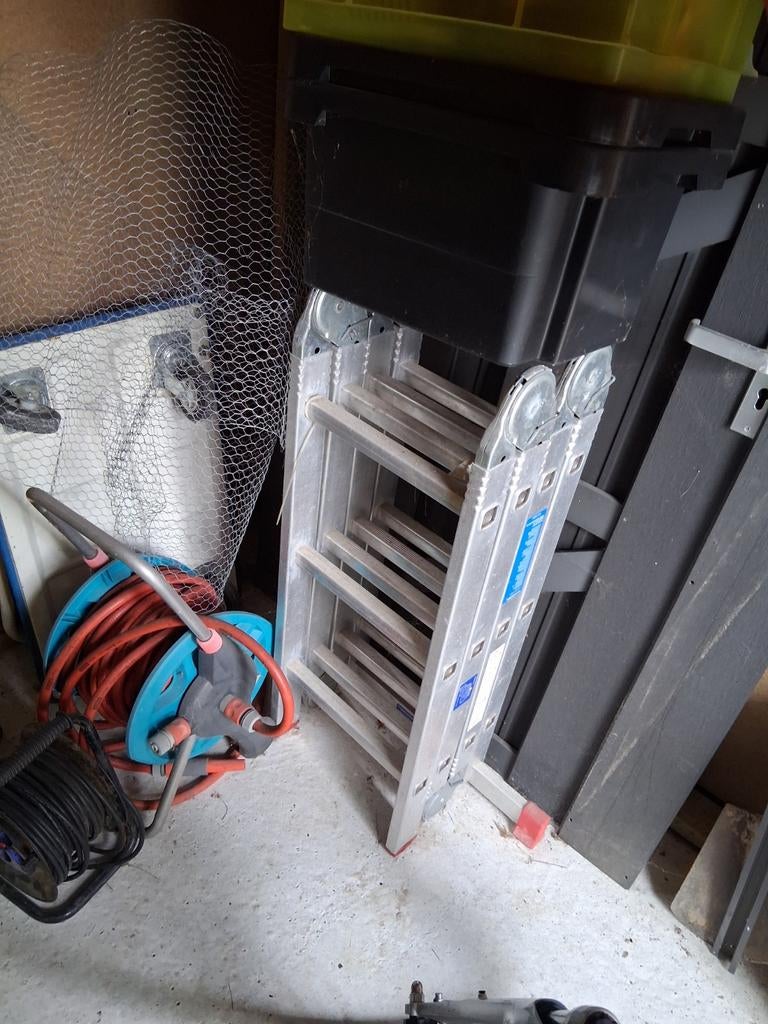 Ladder inklapbaar, Doe-het-zelf en Verbouw, Steigers, Ophalen of Verzenden, Rolsteiger of Kamersteiger, Minder dan 2 meter