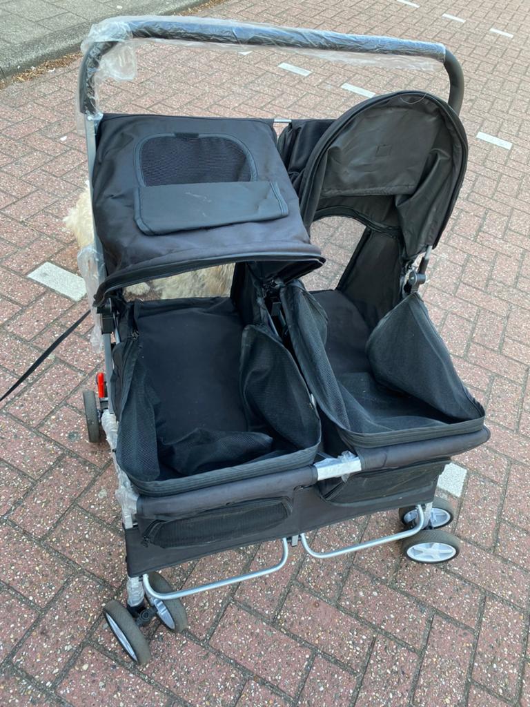 Honden wagen ! Voor 2 honden, Ophalen, Zo goed als nieuw, Kinderwagen of Buggy