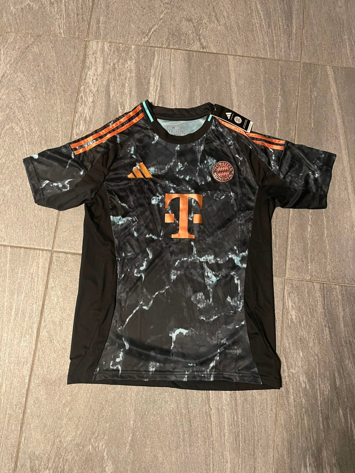 Bayern München shirt maat M, Ophalen of Verzenden, Zo goed als nieuw, Shirt