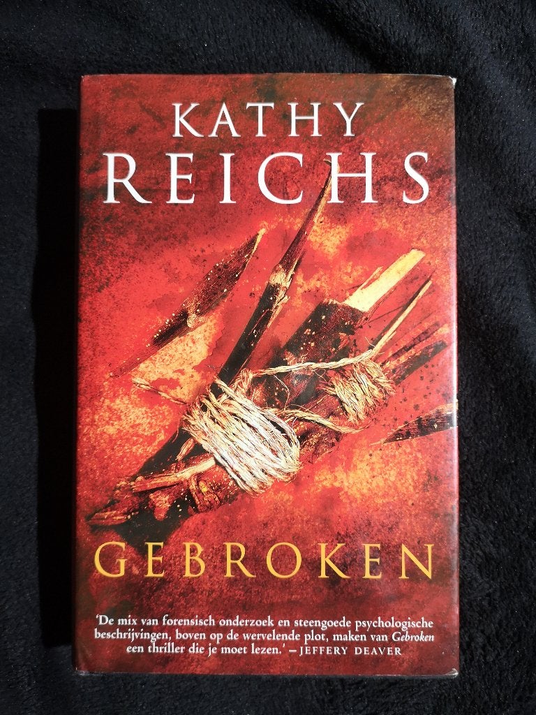 Kathy Reichs, Gebroken, Ophalen of Verzenden, Gelezen