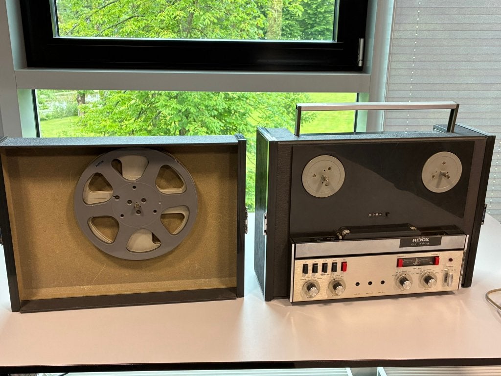 Revox Bandrecorder, Ophalen of Verzenden, Bandrecorder, Met stofkap