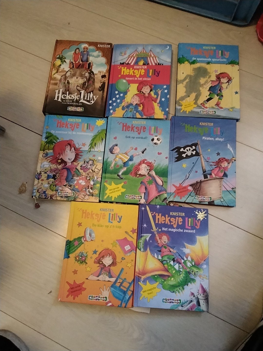 knister heksje lilly 8+ 3.50 per stuk 3 voor € 10 zie omschr, Ophalen of Verzenden, Gelezen, Fictie algemeen