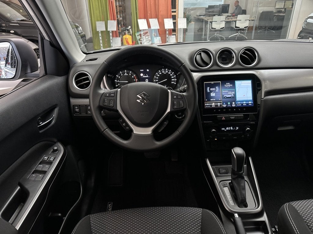 Suzuki Vitara 1.4 Boosterjet Hybride Select [ CAMERA I ADAPT, Auto's, Automaat, 12 maanden, Stof, Gebruikt