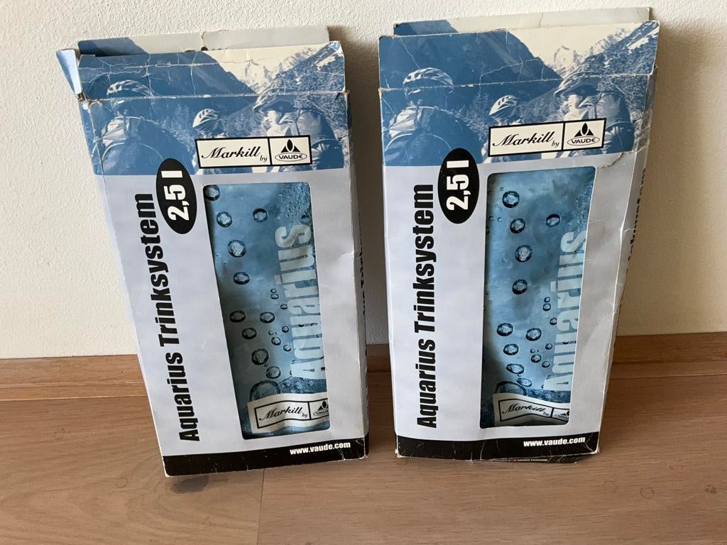2 drinksystemen voor in een rugzak., Sport en Fitness, Ophalen, Gebruikt, Rugzak