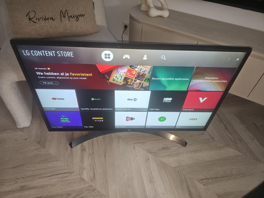 LG SMART TV 43 INCH 4K UHD WIFI APPS, Audio, Tv en Foto, Televisies, 50 Hz, Ophalen of Verzenden, Zo goed als nieuw, 100 cm of meer