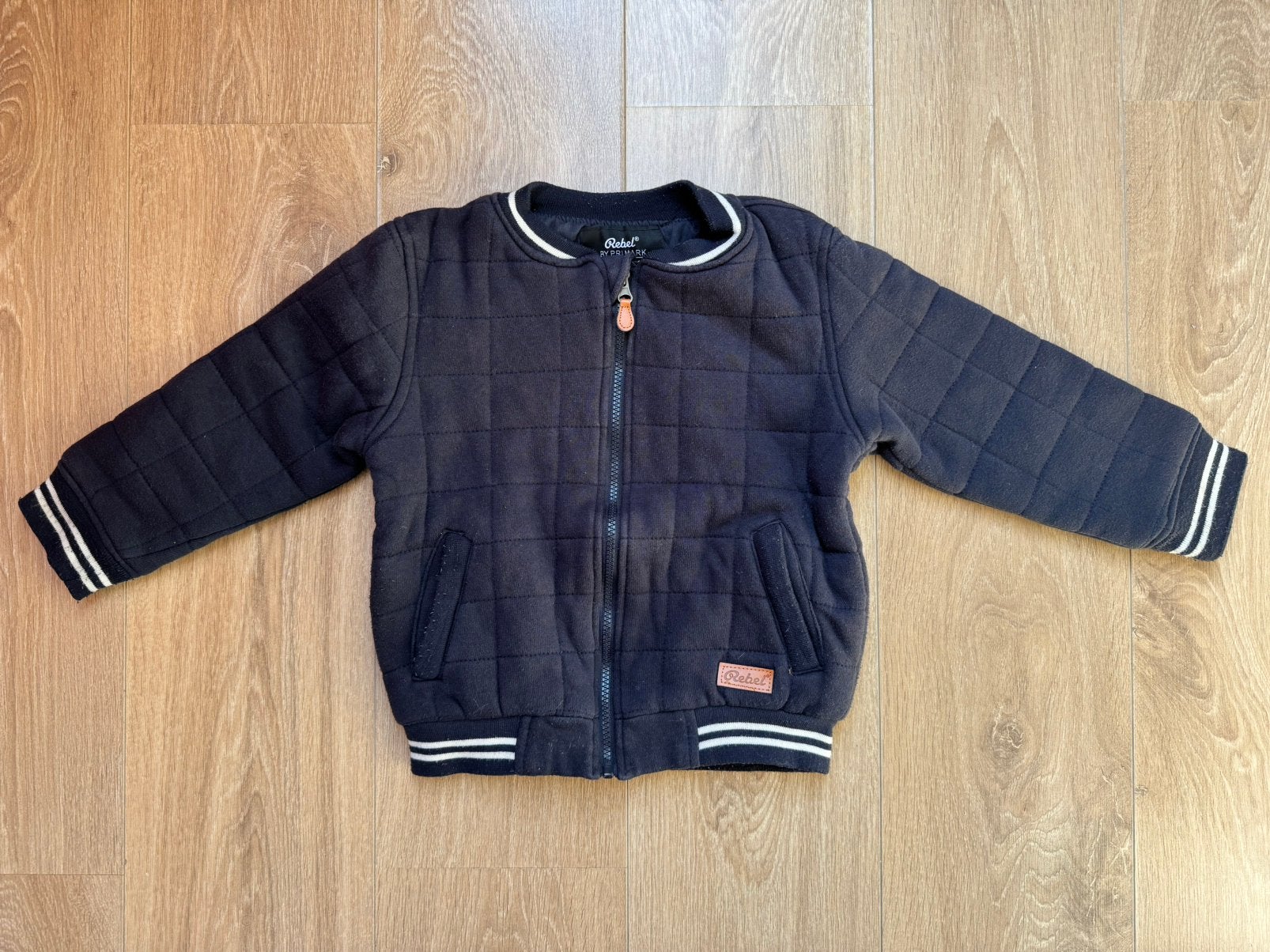 Rebel dik jongens vest/jas donkerblauw maat 122, Ophalen of Verzenden, Gebruikt, Jongen, Jas
