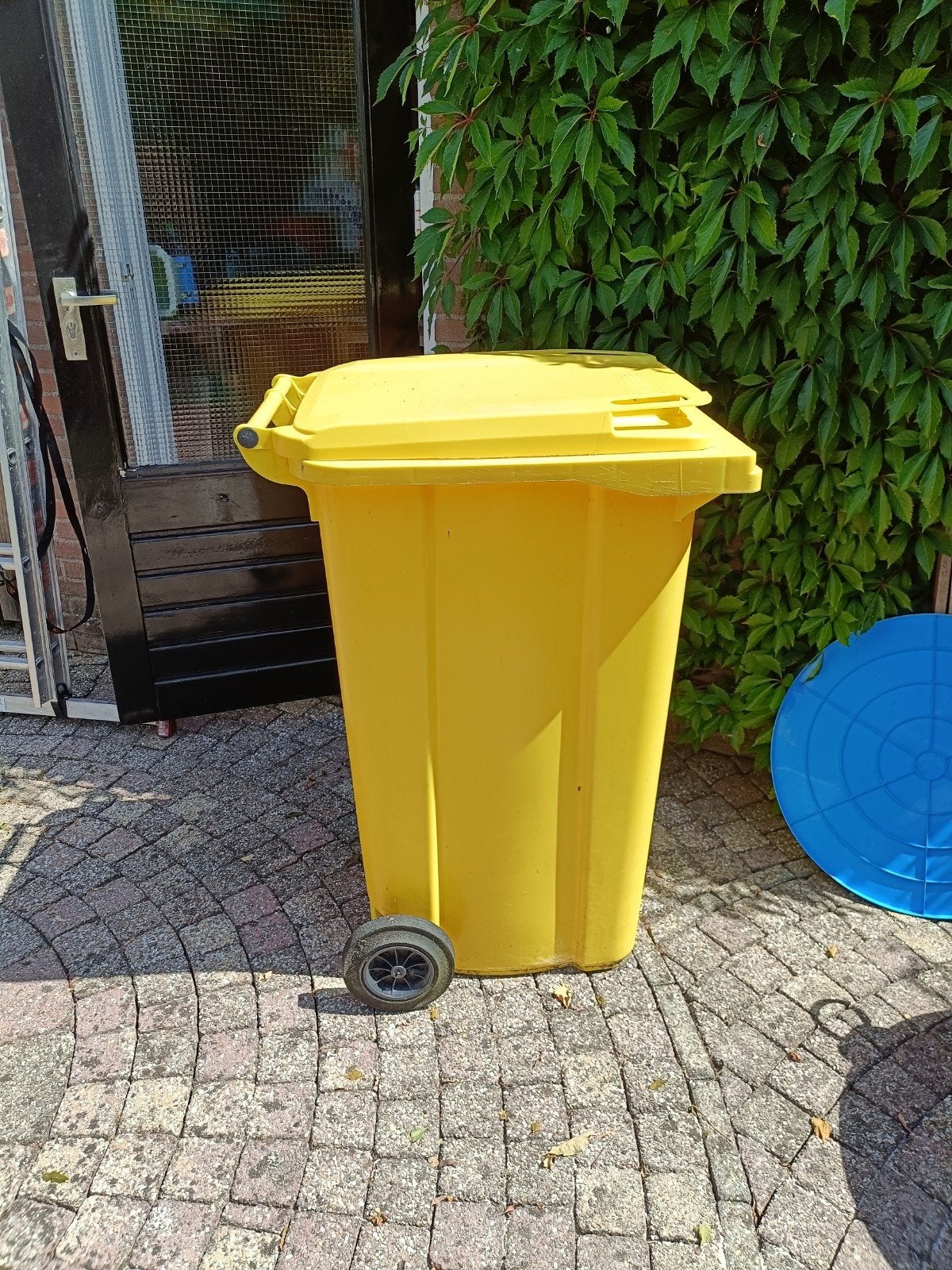 Container 240L, 40 liter of meer, Ophalen, Gebruikt