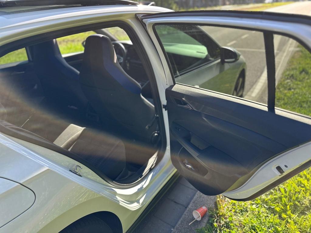 Volkswagen Golf 1.4 Ehybrid 204pk DSG 2021 Wit, Auto's, Alcantara, Wit, Plug-in hybride, 1395 cc