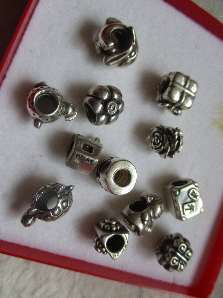 pandora bedels, Pandora, Ophalen of Verzenden, Zo goed als nieuw, 4 bedels of meer