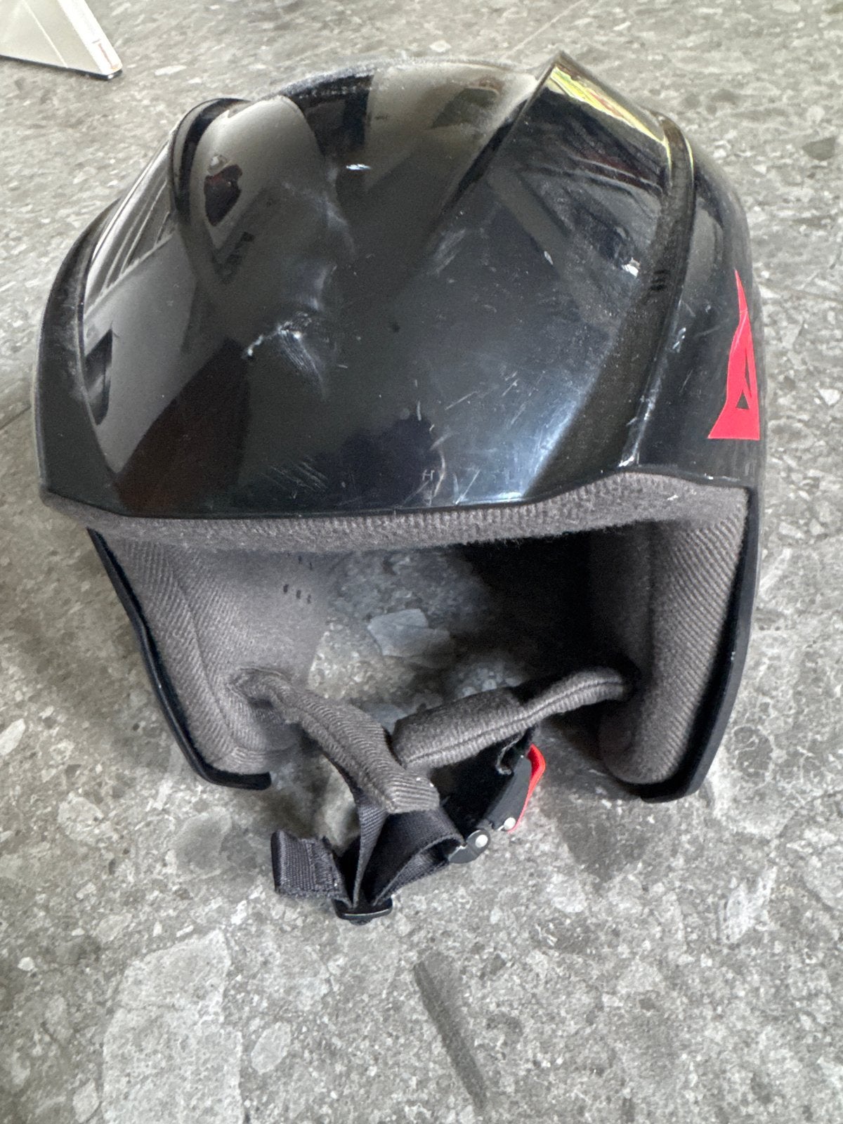Zwarte skihelm kinderen - Maat 52 Bescherming op de piste, Overige merken, Gebruikt, Overige typen, Ophalen of Verzenden