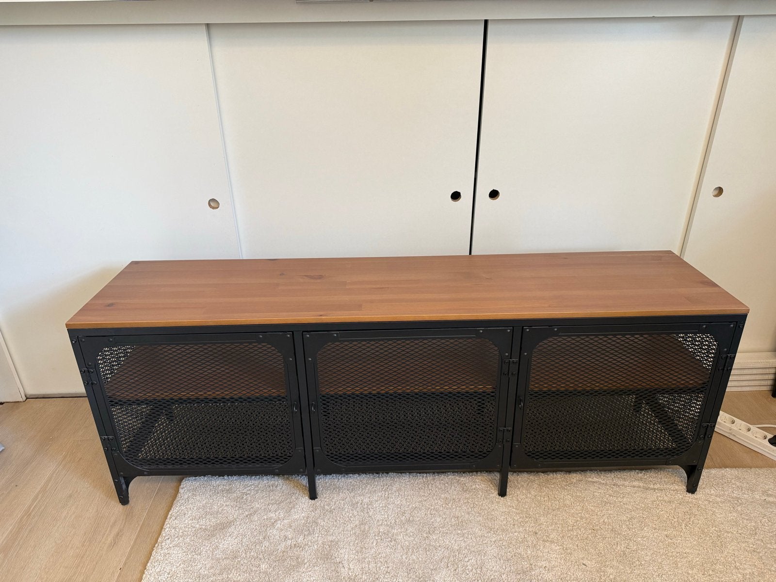 IKEA FJÄLLBO TV-meubel zwart, 150x36x54 cm, Ophalen, Gebruikt, 150 tot 200 cm, Minder dan 100 cm