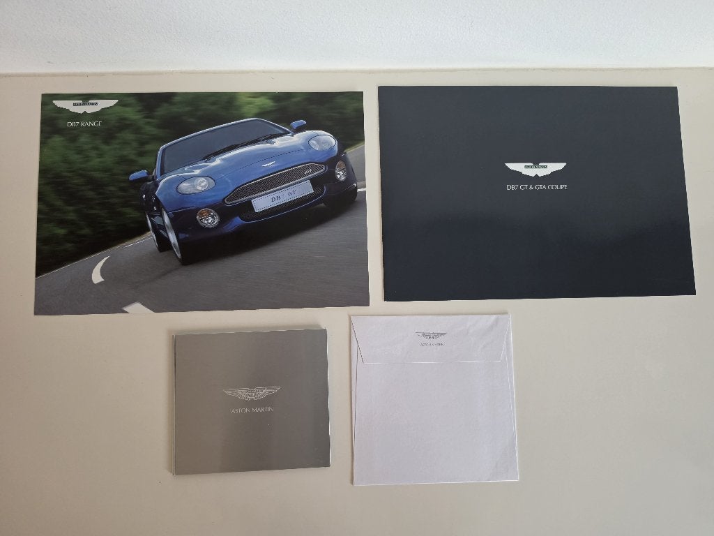 Aston Martin DB7 GT GTA Press Kit 2002 NOS CD & Prijslijst, Nieuw, Ophalen of Verzenden, Overige merken, Aston Martin