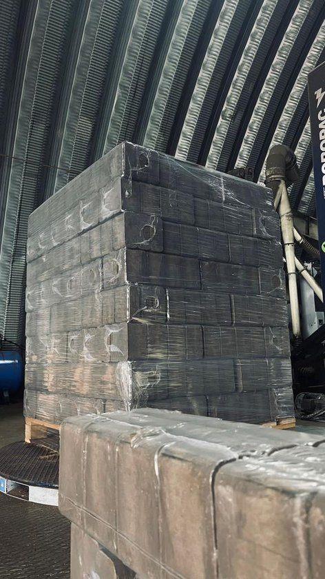 TURFHOUTBRIKETTEN TOPKWALITEIT NACHTBRIKETTEN !!!, 6 m³ of meer, Ophalen