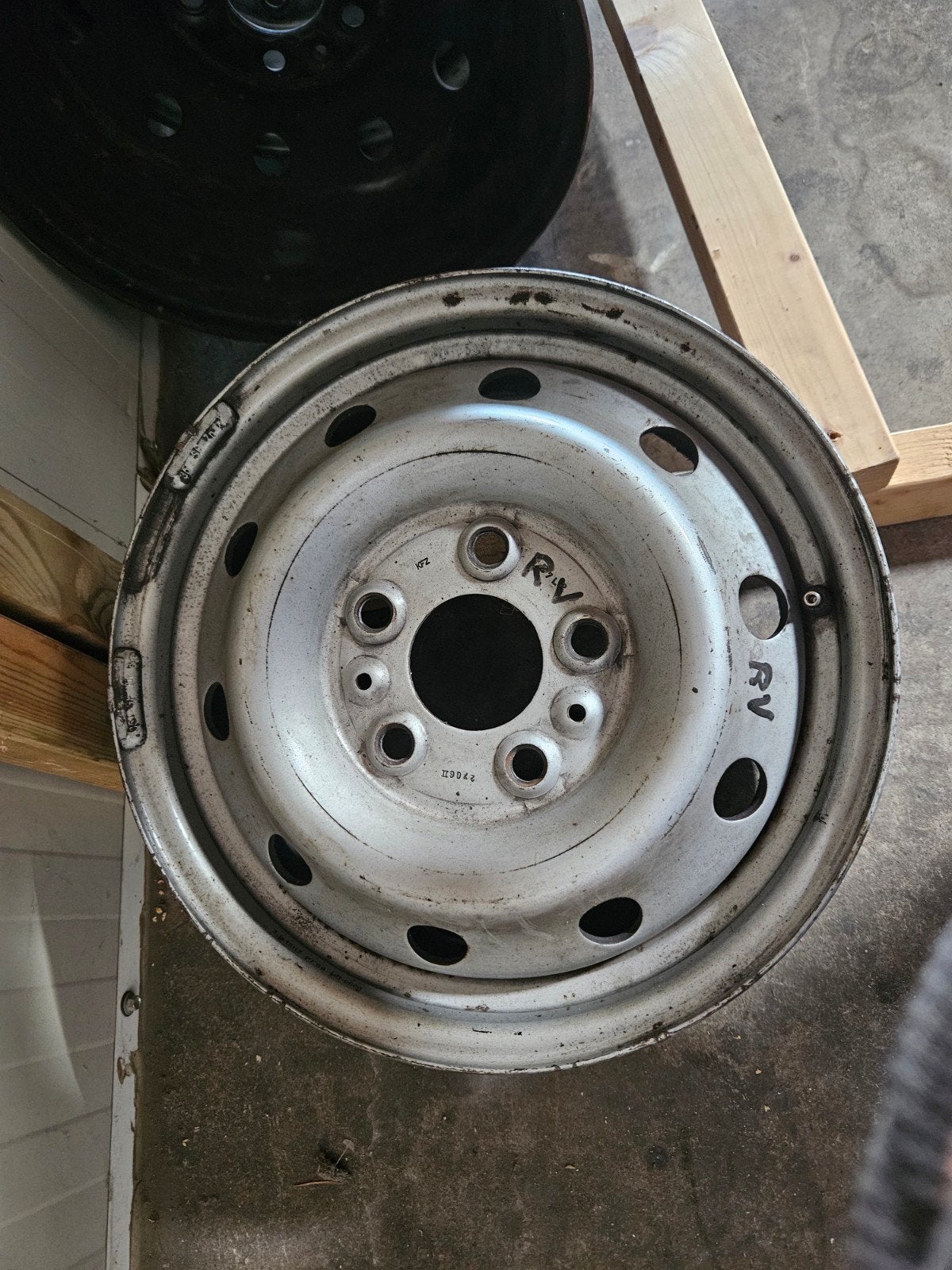 Fiat Ducato 4 x 16 inch 5x130 stalen velgen - bijna gratis, 16 inch, Banden en Velgen, Ophalen of Verzenden, Bestelwagen