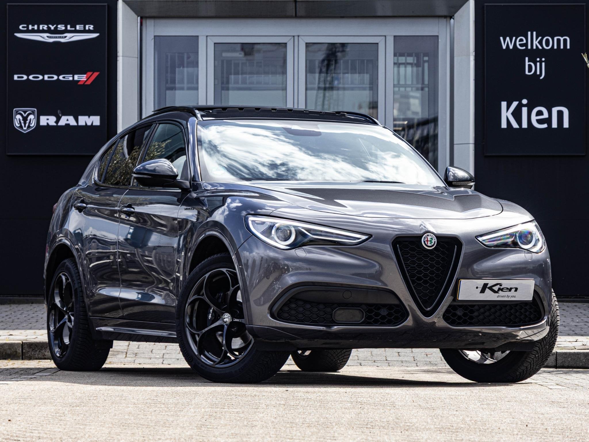 Alfa Romeo Stelvio 2.0 T AWD Veloce Q4 | Pano-dak | Lederen, Auto's, Alfa Romeo, Euro 6, 4 cilinders, Leder, Bedrijf