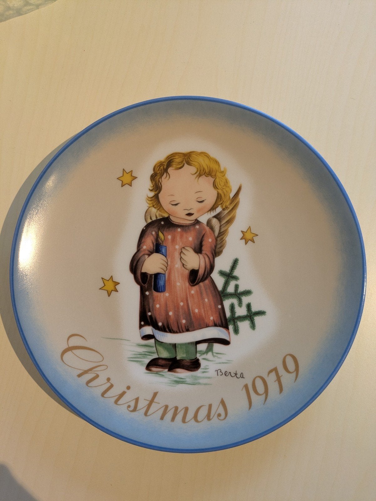 Kerstbord 1979 "Starlight Angel" - Zuster Berta Hummel, Verzamelen, Ophalen of Verzenden, Zo goed als nieuw, Porselein, Bord of Schaal