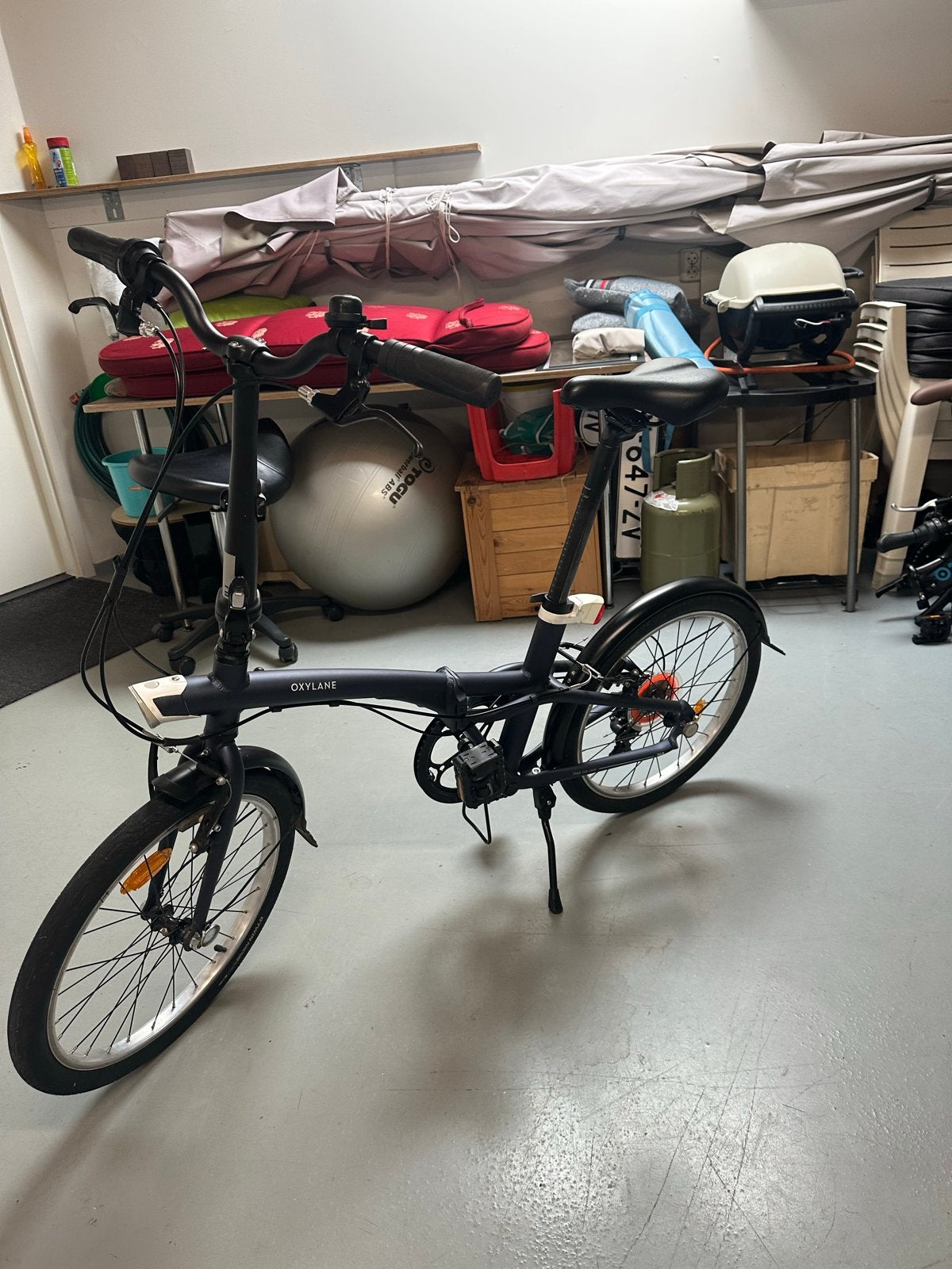 Opvouwbare fiets Oxylane - Ideaal voor woon-werkverkeer, Fietsen en Brommers, 20 inch of meer, Velgrem, Versnellingen, Zo goed als nieuw
