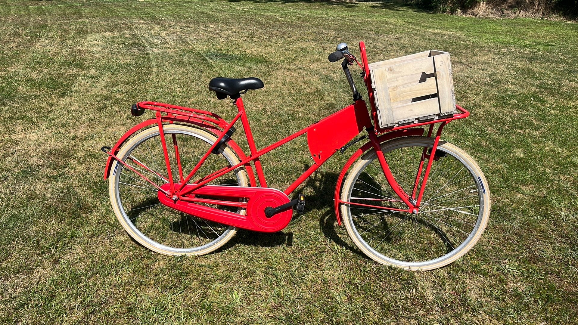 Hippe damesfiets amper gebruikt., Fietsen en Brommers, Fietsen | Dames | Omafietsen, 53 tot 56 cm, Ophalen, Zo goed als nieuw