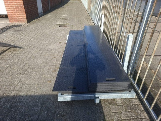 Kunststof rijplaten 300x50x1,5cm – handzaam – 15-20 kg, Doe-het-zelf en Verbouw, Platen en Panelen, Ophalen of Verzenden, Nieuw