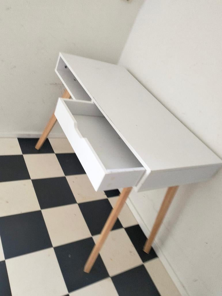 Bureau, Huis en Inrichting, Bureaus, Ophalen, Gebruikt, Schoolbureau, 59 cm
